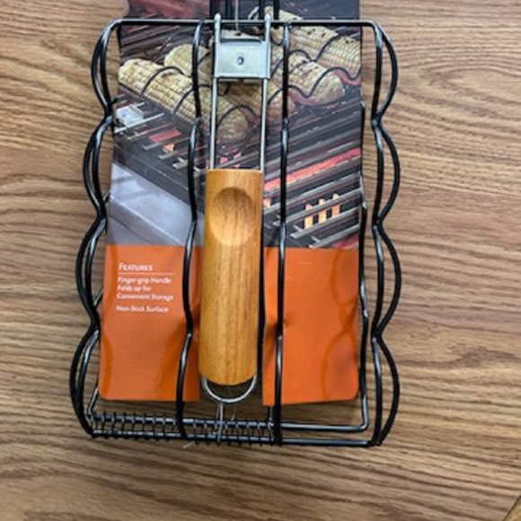 Corn On The Cob Basket (HD Designs Grill) Finger Grip Handle Foldable Non-Stick - Picture 2 of 3